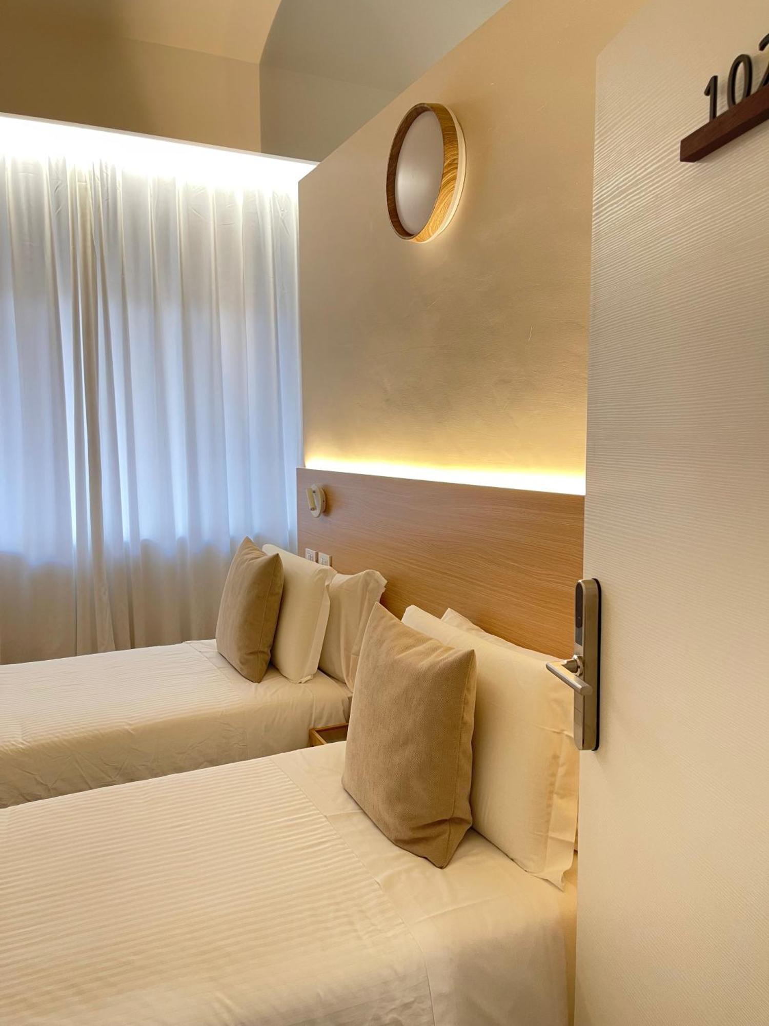 May Home Guest House Рим Екстер'єр фото
